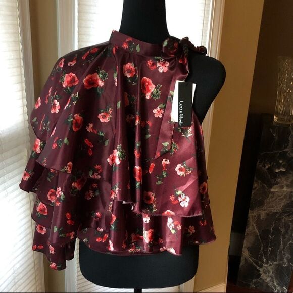 Lea & Viola One off Shoulder w/ Bell Sleeves - Picture 4 of 6